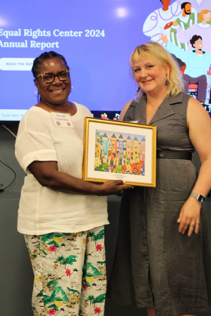 Ms. C receives the ERC's Advocate for Change award at the 2025 Annual Meeting.